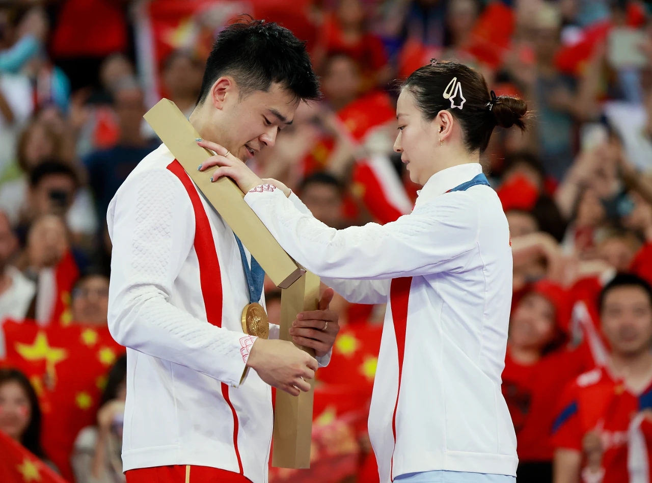 德国队力克丹麦队，郑思维点燃赛场