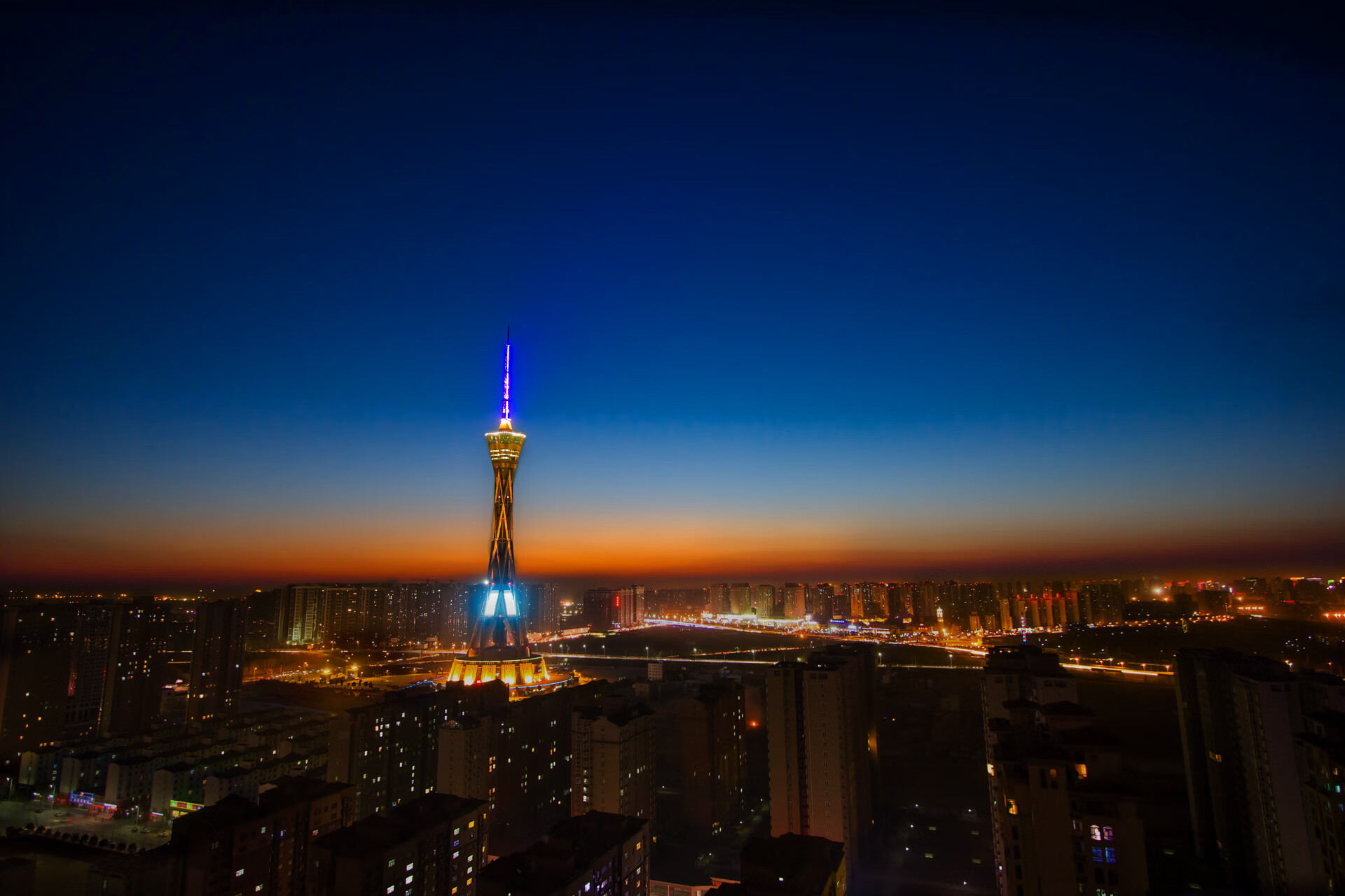 开云体育平台APP-莺歌展翅燃爆赛场！山西队如何应对英格拉姆的火热状态？