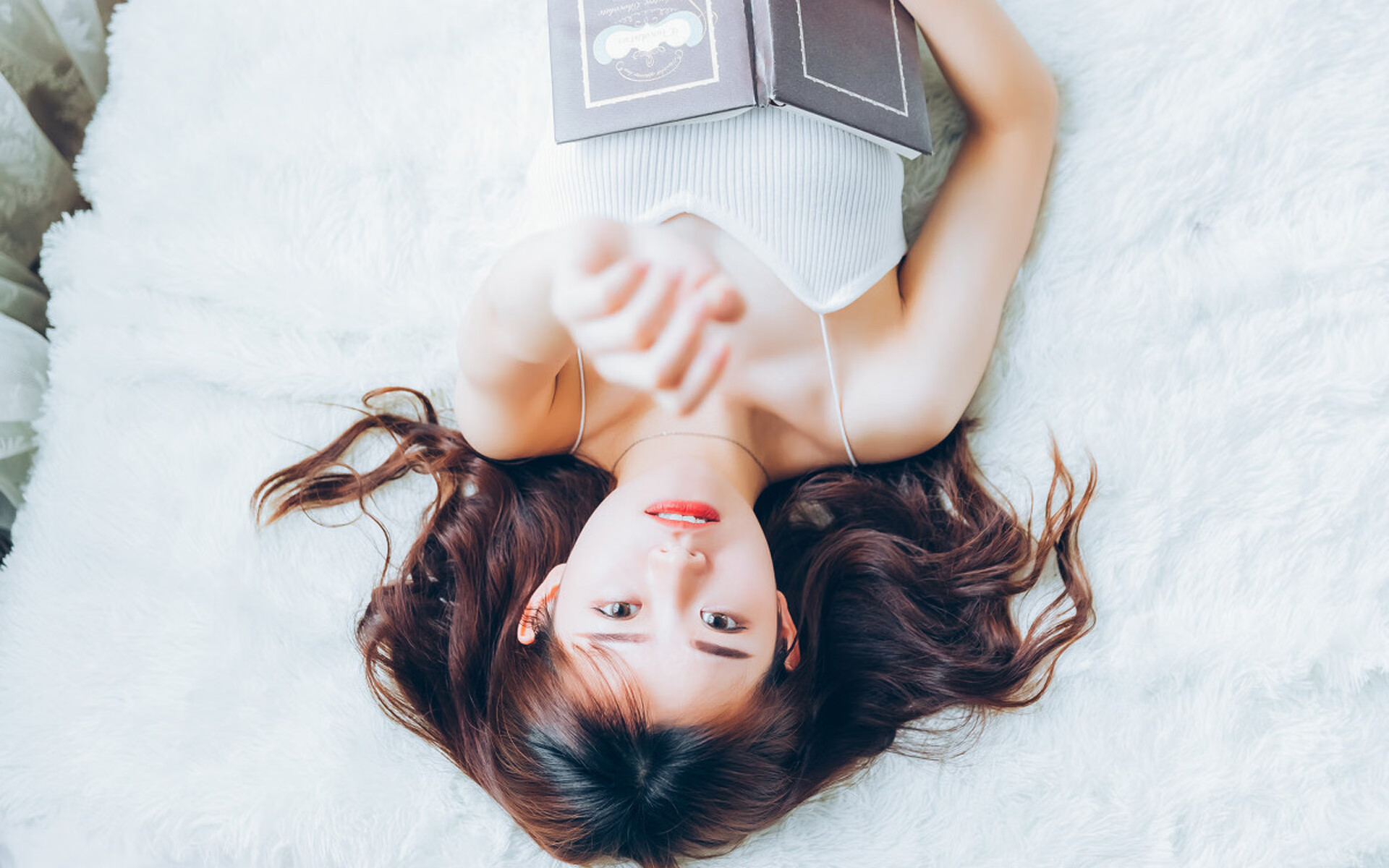 开云体育app-与时间对决，詹姆斯在活塞青年军面前写下的逆生长宣言