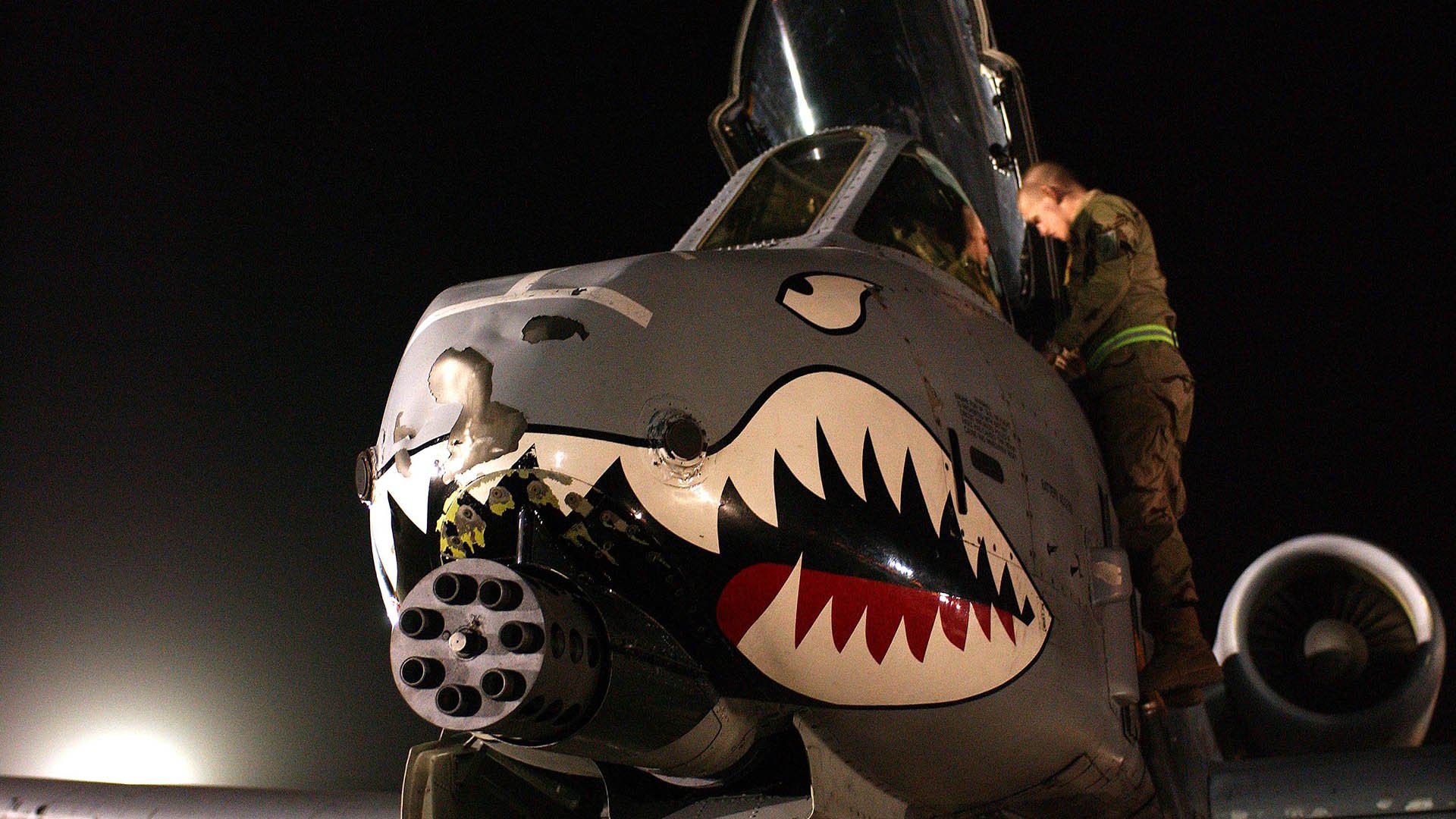 开云下载-楚阿梅尼爆发引领卡塔尔历史性击败厄瓜多尔，一场足球奇迹的诞生