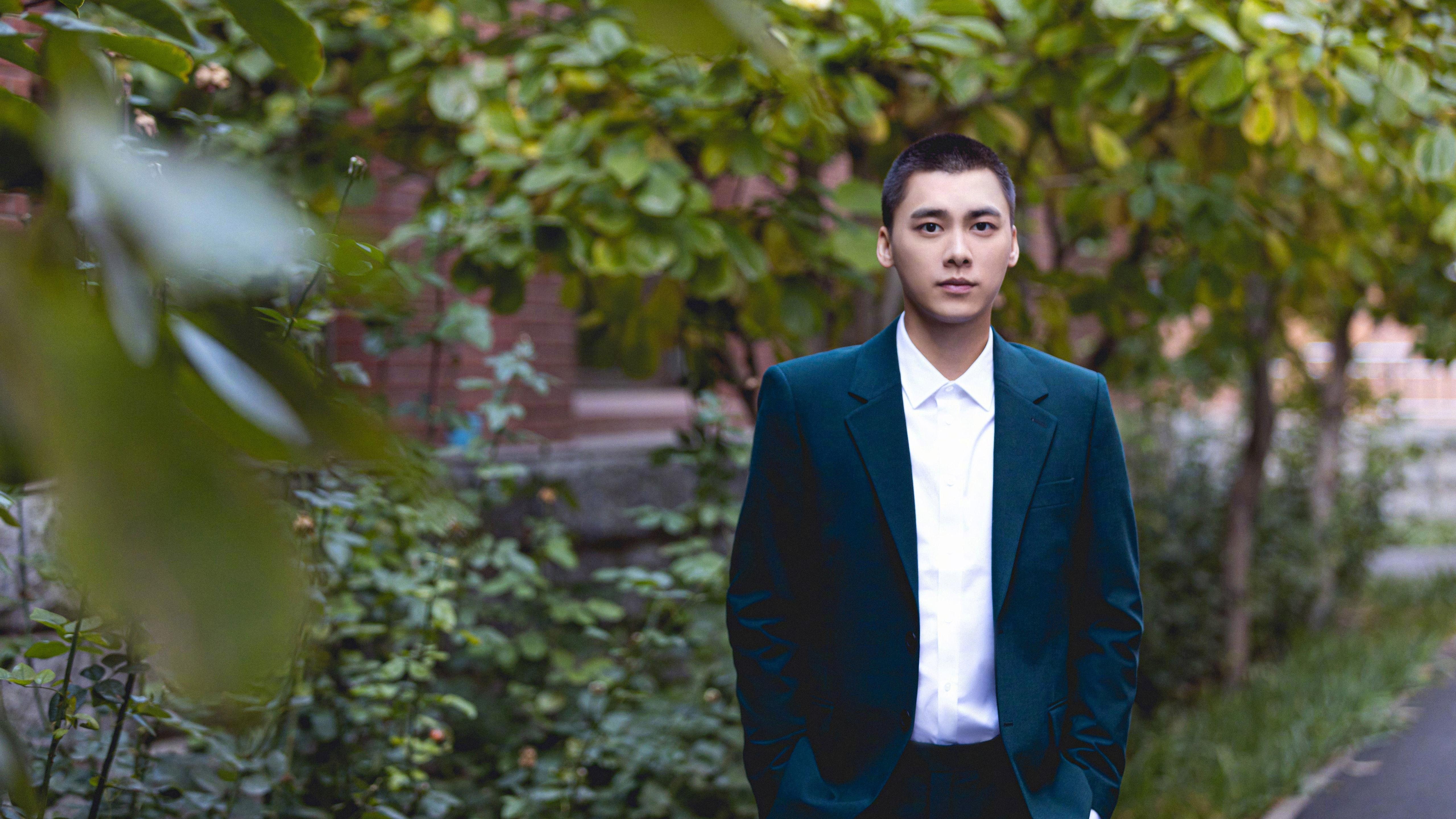 双城记,巴林引擎轰鸣与萨城绝杀回响