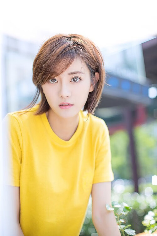 开云体育在线-看到这组关键词，我能感受到您想创作一篇将现实与想象巧妙融合的文章。最核心的挑战在于，如何在真实与虚构之间搭建一座可信的桥梁，让奥地利、中国、梅西这三个看似无关的元素，在一个令人信服的故事里碰撞出火花